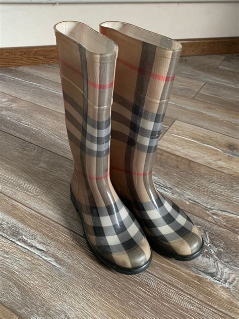 burberry womens blue quilted insulated rain boots|authentic Burberry rain boots.